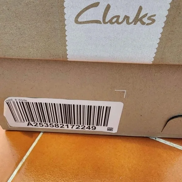 Clark’s Red Strappy Sandals - Picture 3 of 3